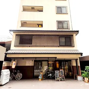 三条高倉 響 日本